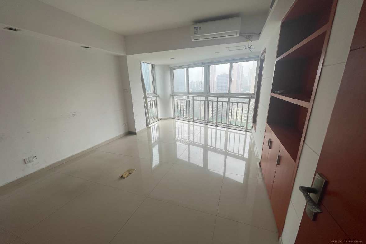 玛依拉山庄  2室1厅1卫    4000.0元/月室内图