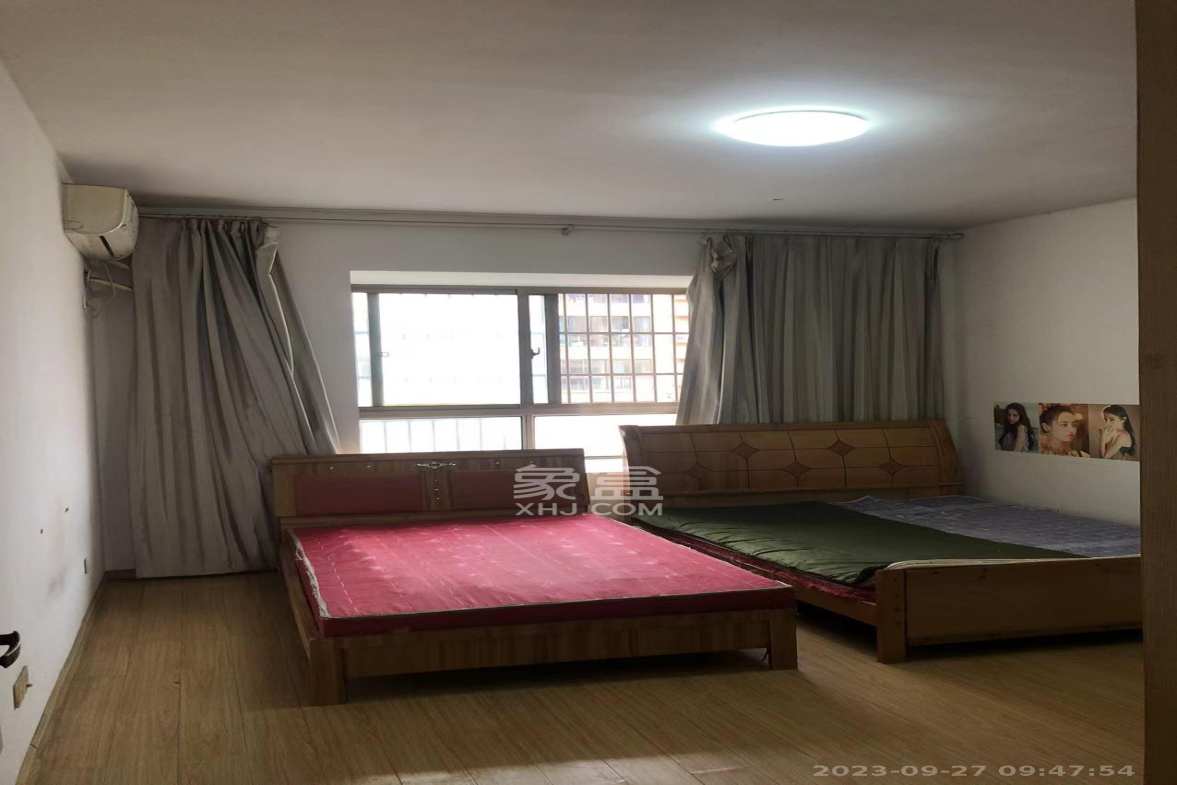 中天瑞景  3室2厅2卫   2600.00元/月室内图