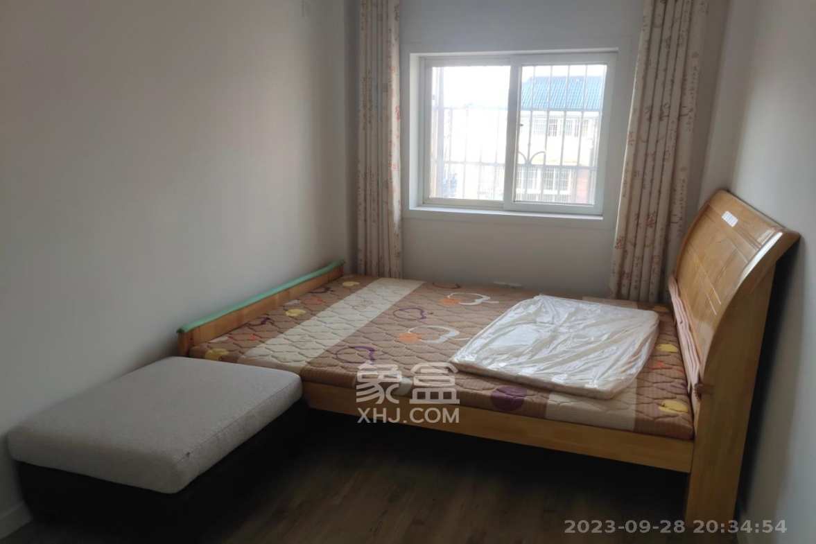 长建建材市场  4室2厅2卫   2200.00元/月室内图
