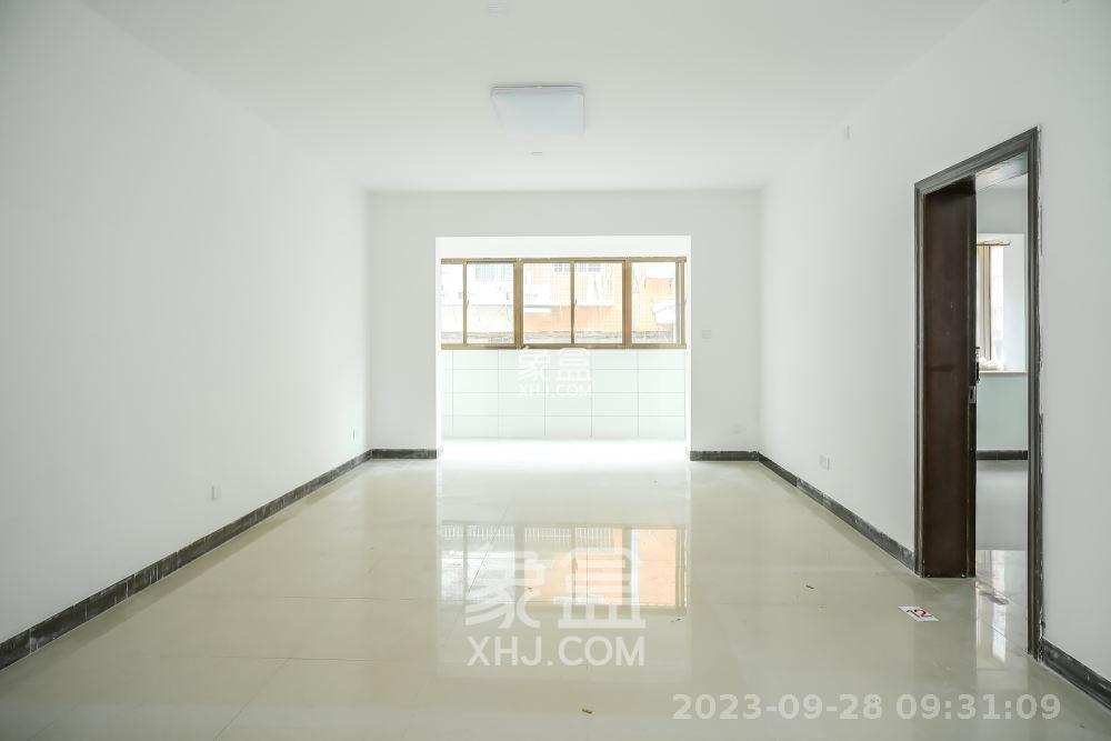 湘绣城  2室2厅1卫    1600.0元/月室内图