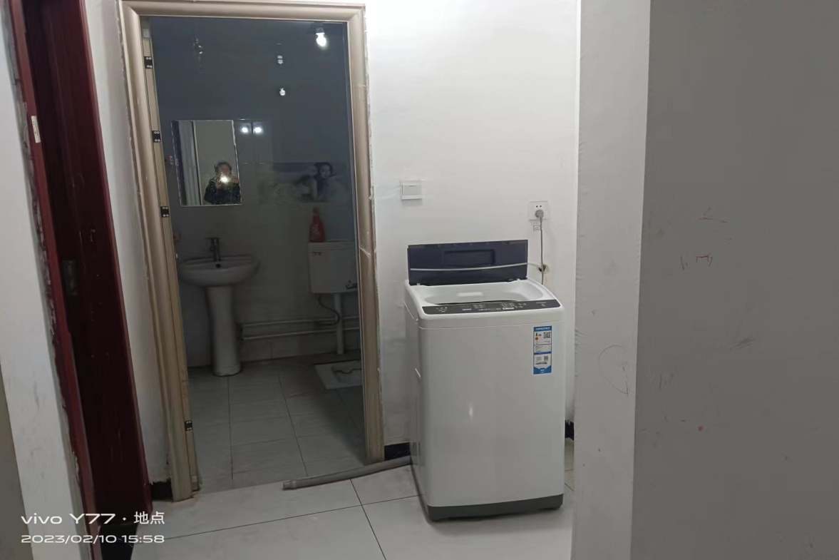 南垅社区（A区）  1室1厅1卫    600.0元/月室内图