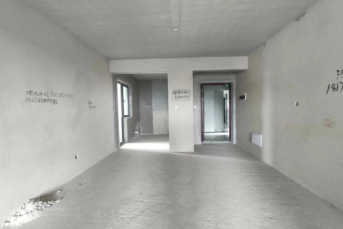 宁邦中心（二期公园里）  4室2厅2卫    90.0万室内图1