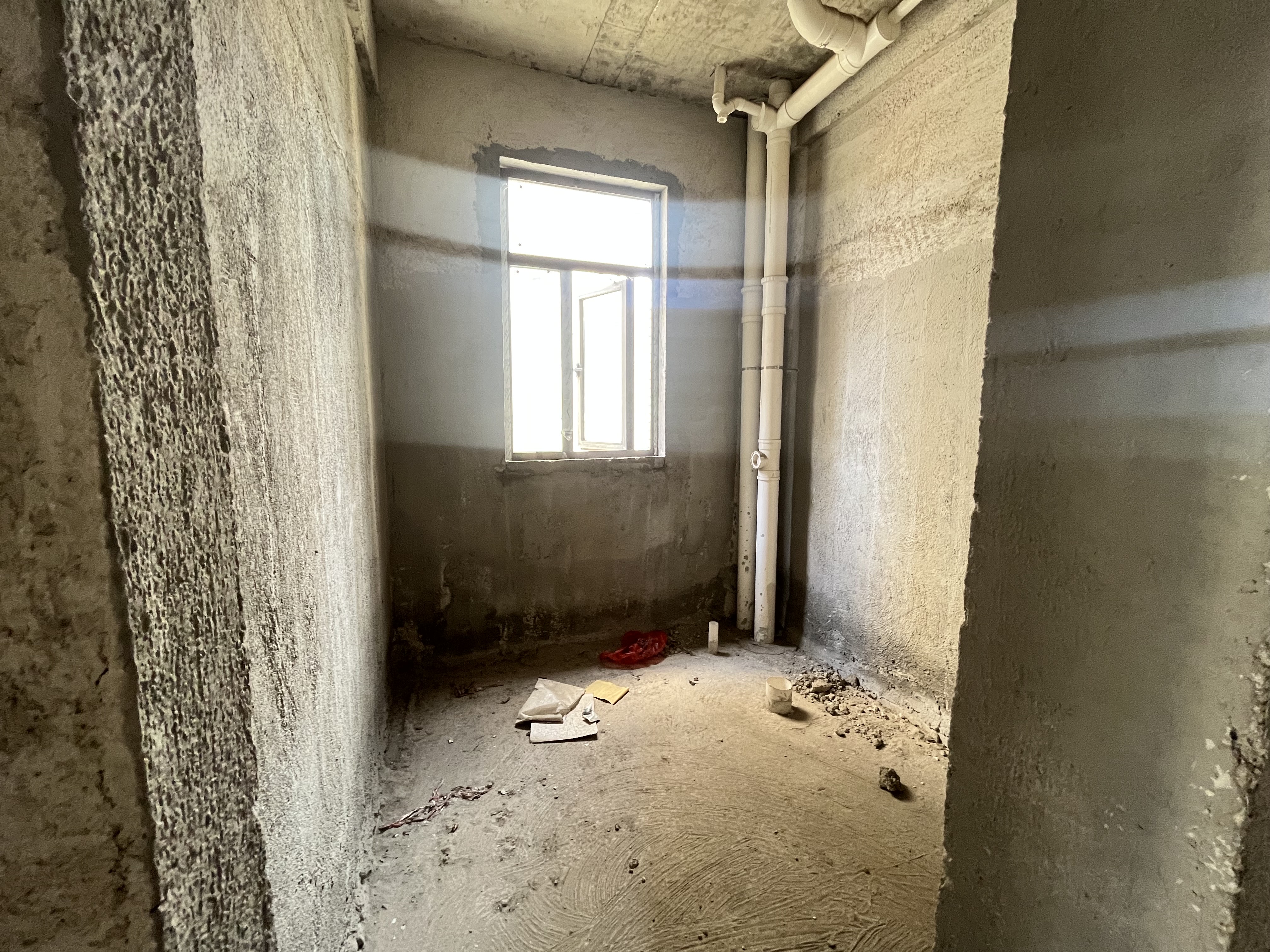 五和小区  3室2厅2卫    57.8万