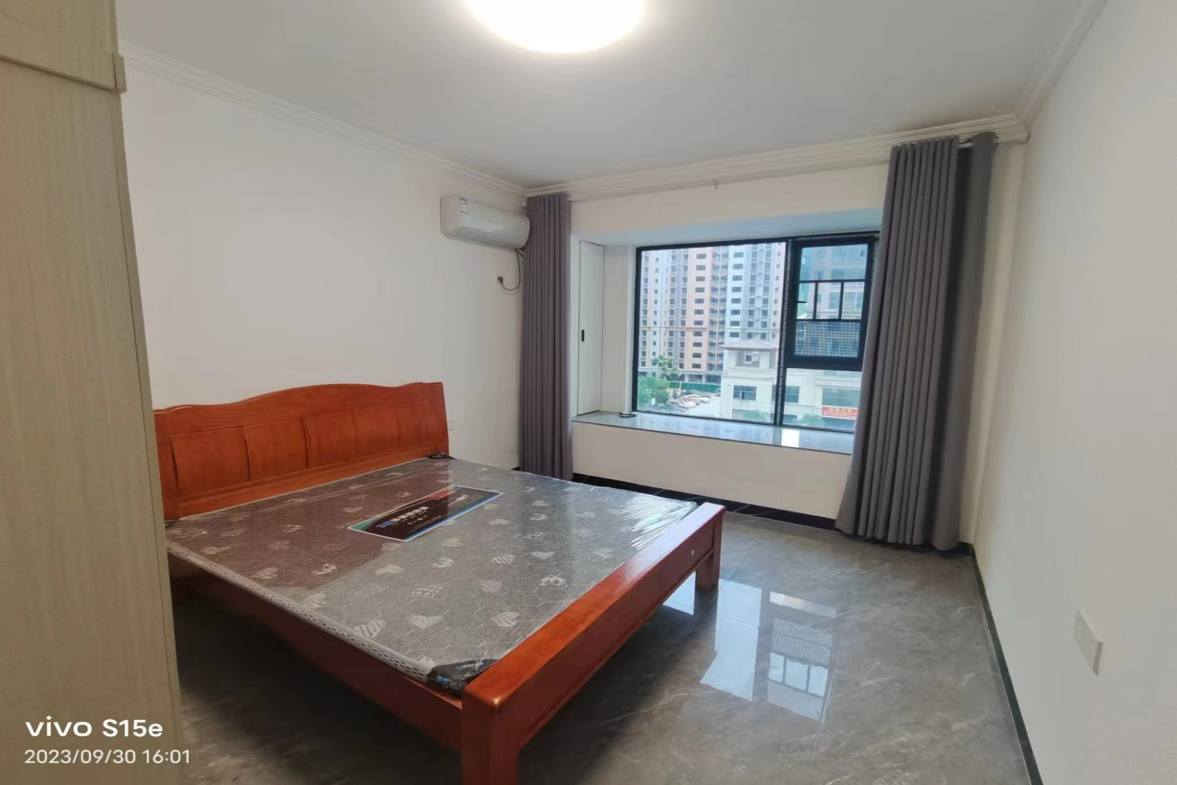 百弘学府城 3室2厅2卫 1800.0元/月 百弘学府城 3室2厅2卫 1800.0元/月室内图