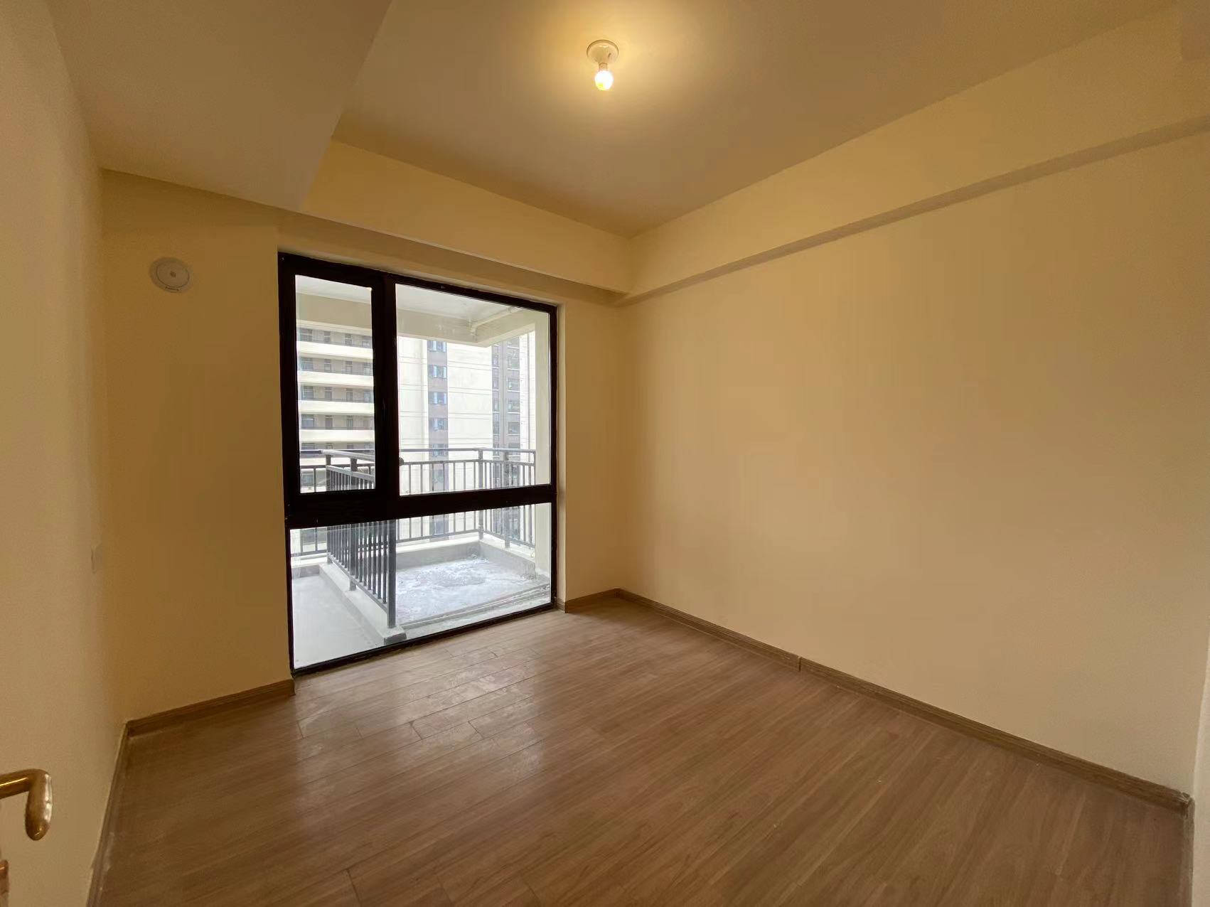 碧桂园翘楚棠  3室2厅2卫    78.0万