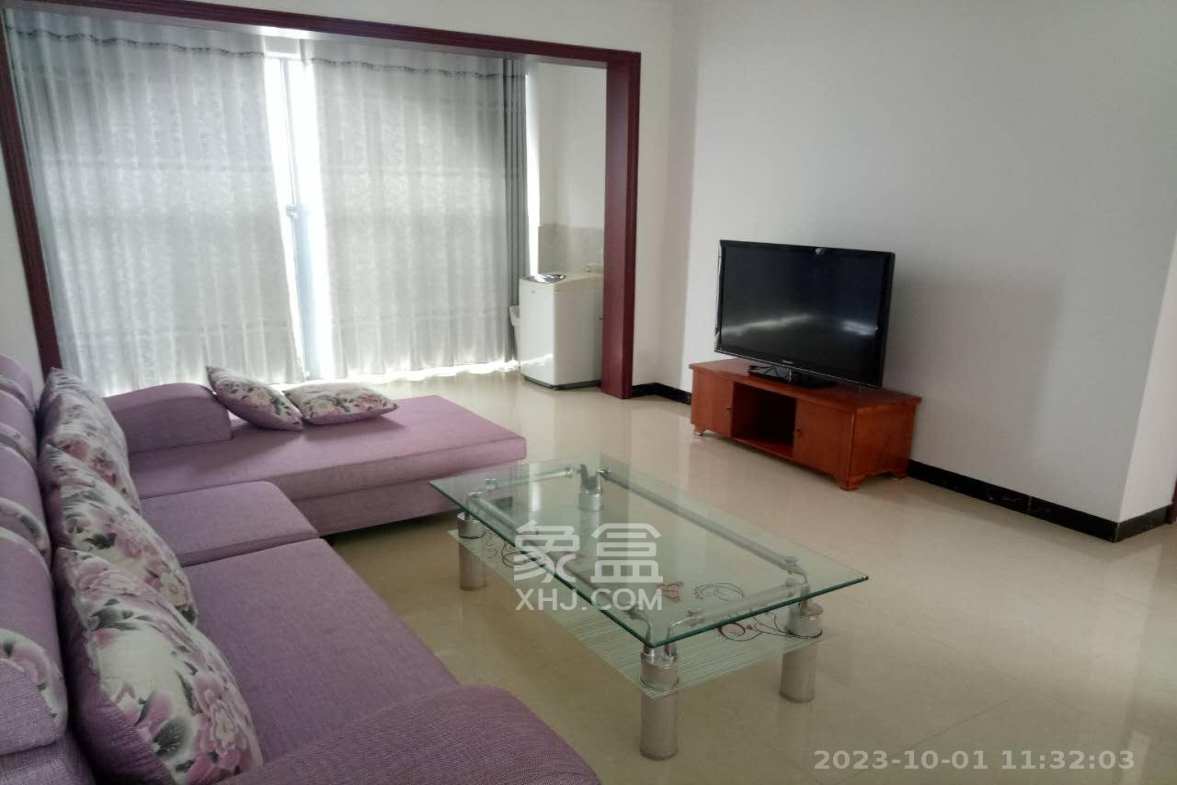 秀峰景园（领秀峰）  3室2厅1卫    2000.0元/月室内图