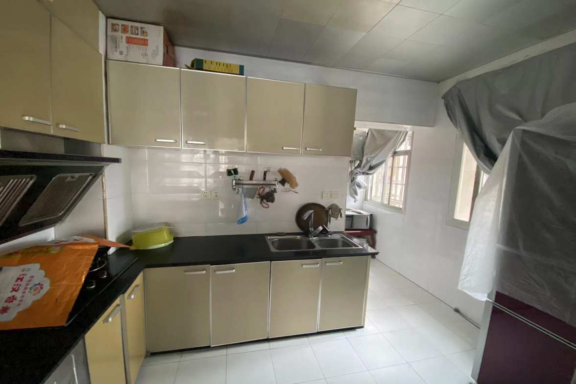 西街印象  3室2厅2卫    1200.0元/月室内图