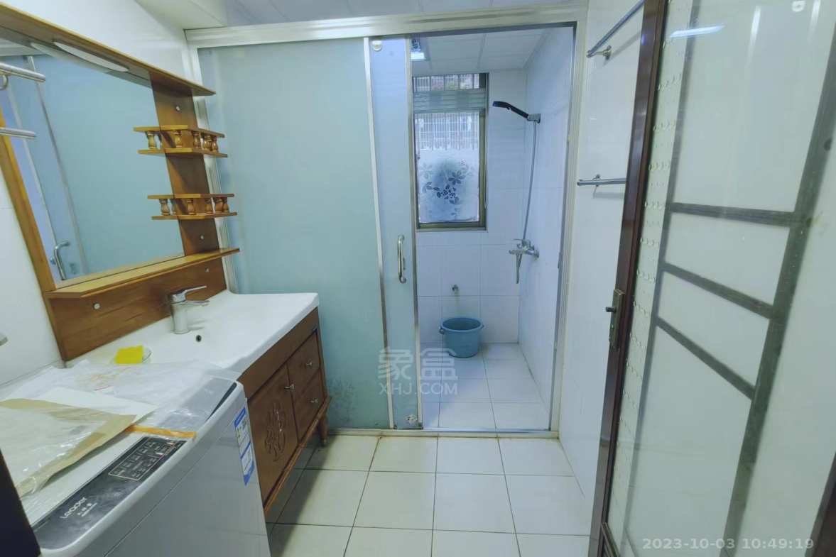 德馨小区 2室2厅1卫 1500.0元/月 德馨小区 2室2厅1卫 1500.0元/月室内图