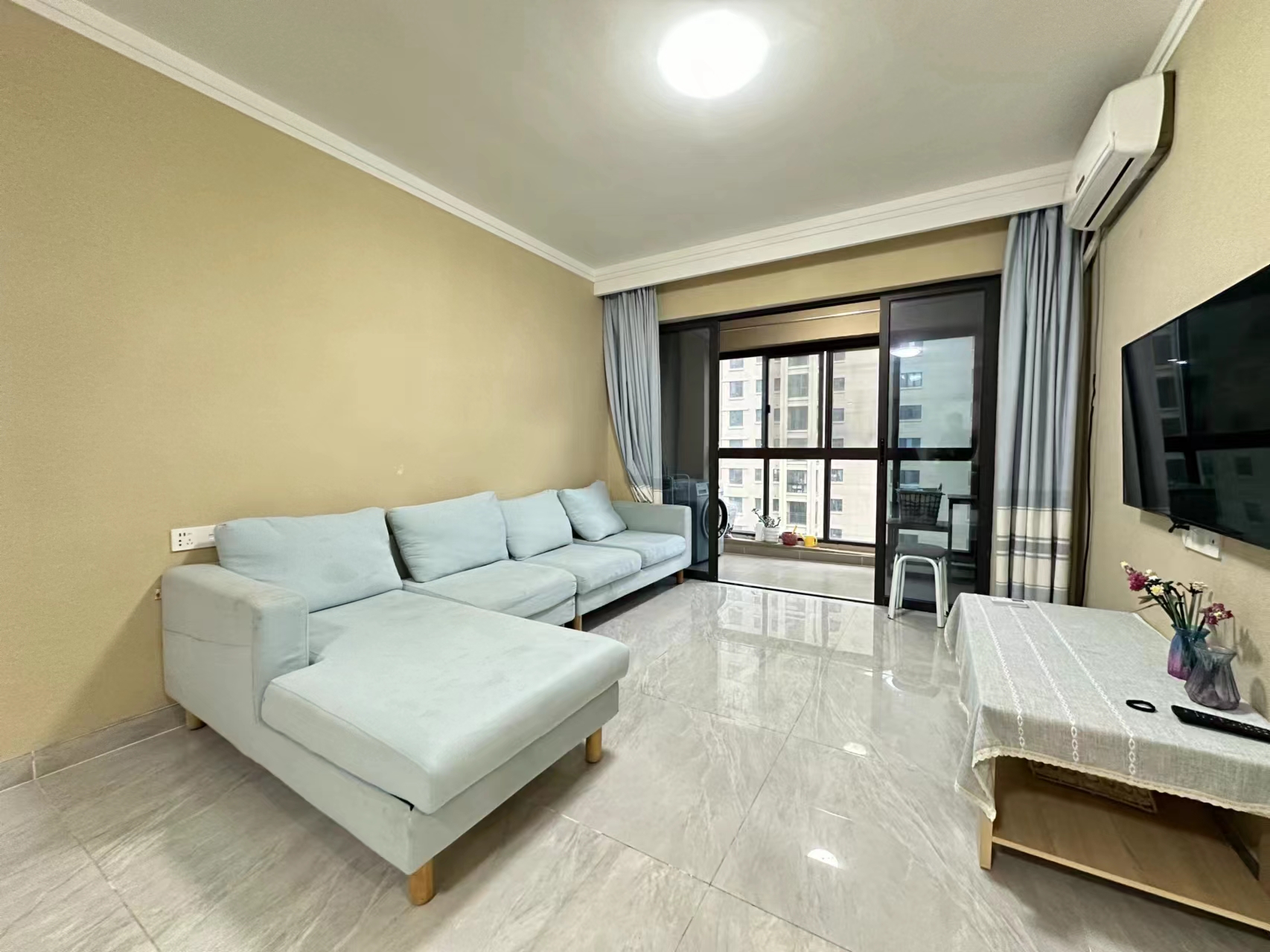 美的梧桐庄园  3室2厅1卫    76.0万