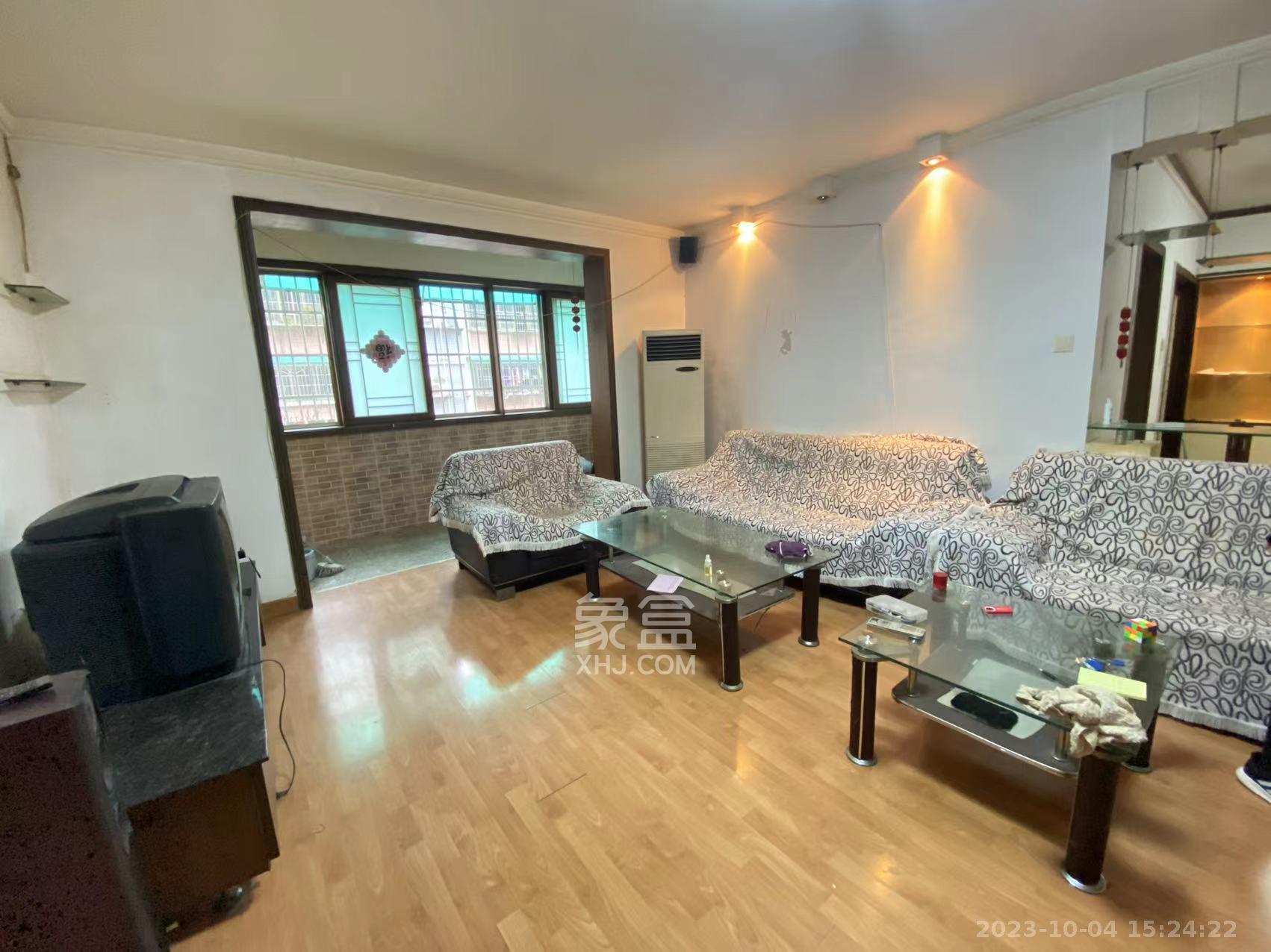 省机械工业学院（湖南工业职业学院雨花校区） 3室1厅1厨1卫 2600.00元/月