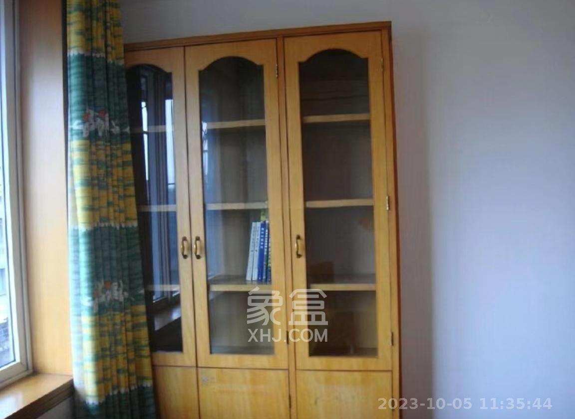 东风二村社区房  3室2厅1卫   2000.00元/月室内图