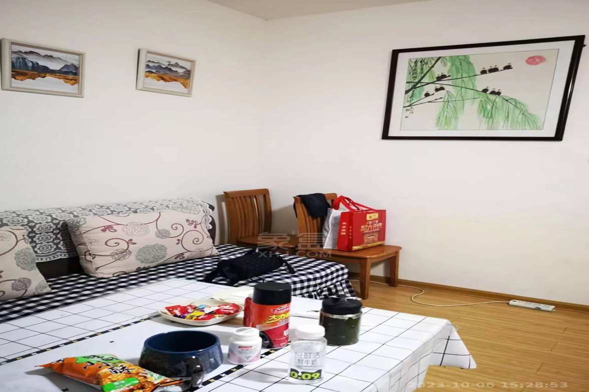 泰山西村  2室1厅1卫    1500.0元/月 泰山西村  2室1厅1卫    1500.0元/月室内图