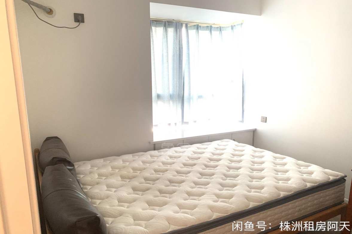 时代新城（翰林府）  3室2厅1卫    1500.0元/月室内图