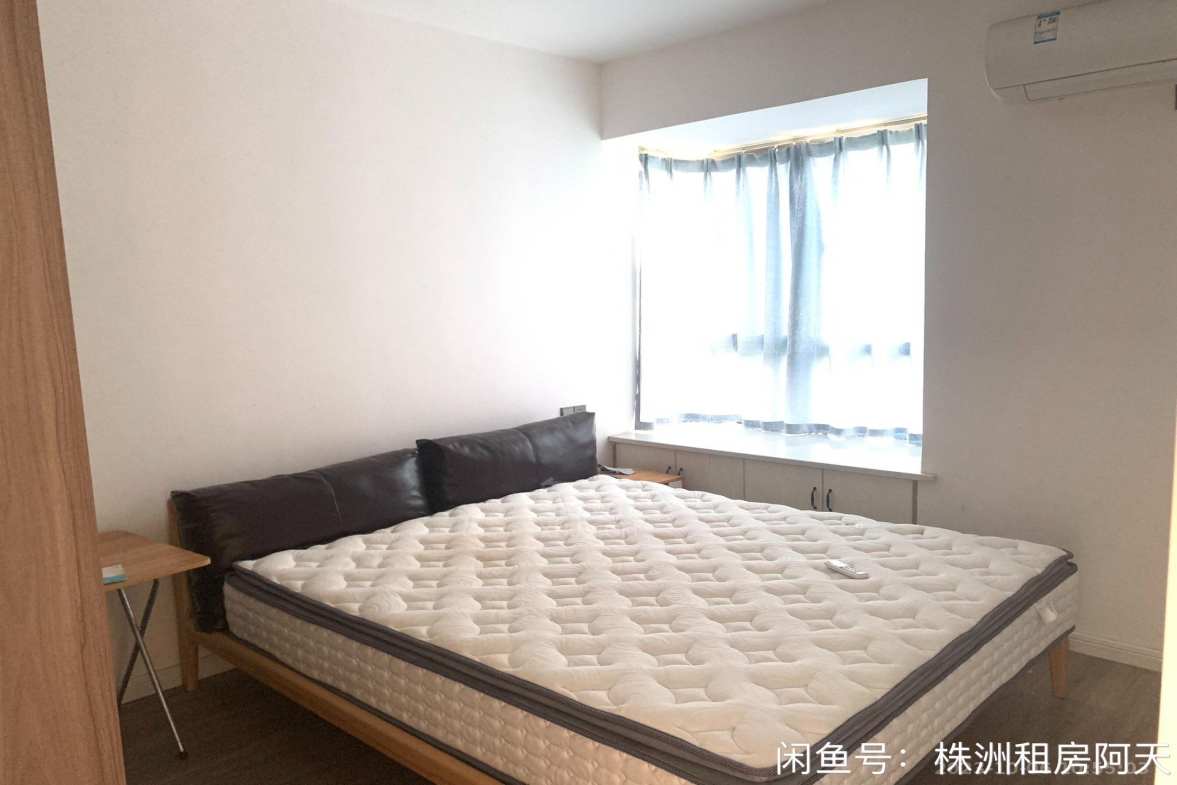 时代新城（翰林府）  3室2厅1卫    1500.0元/月室内图