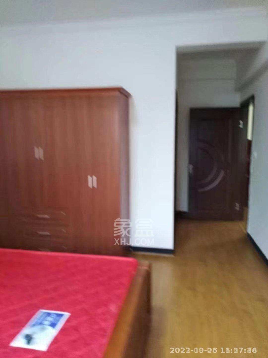 九八缔景城  3室2厅2卫    2000.0元/月室内图