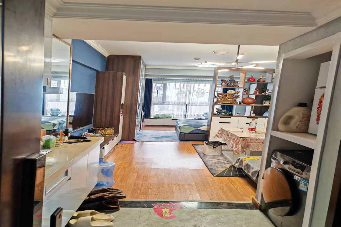 五江碧桂园城市广场 1室1厅1卫 1600.0元/月 五江碧桂园城市广场 1室1厅1卫 1600.0元/月室内图