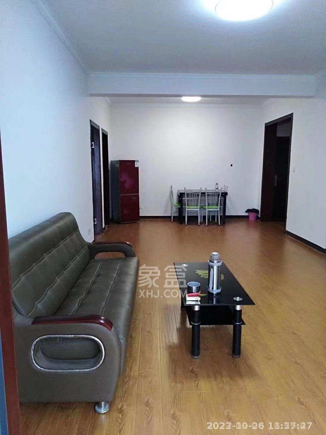 九八缔景城  3室2厅2卫    2000.0元/月室内图1