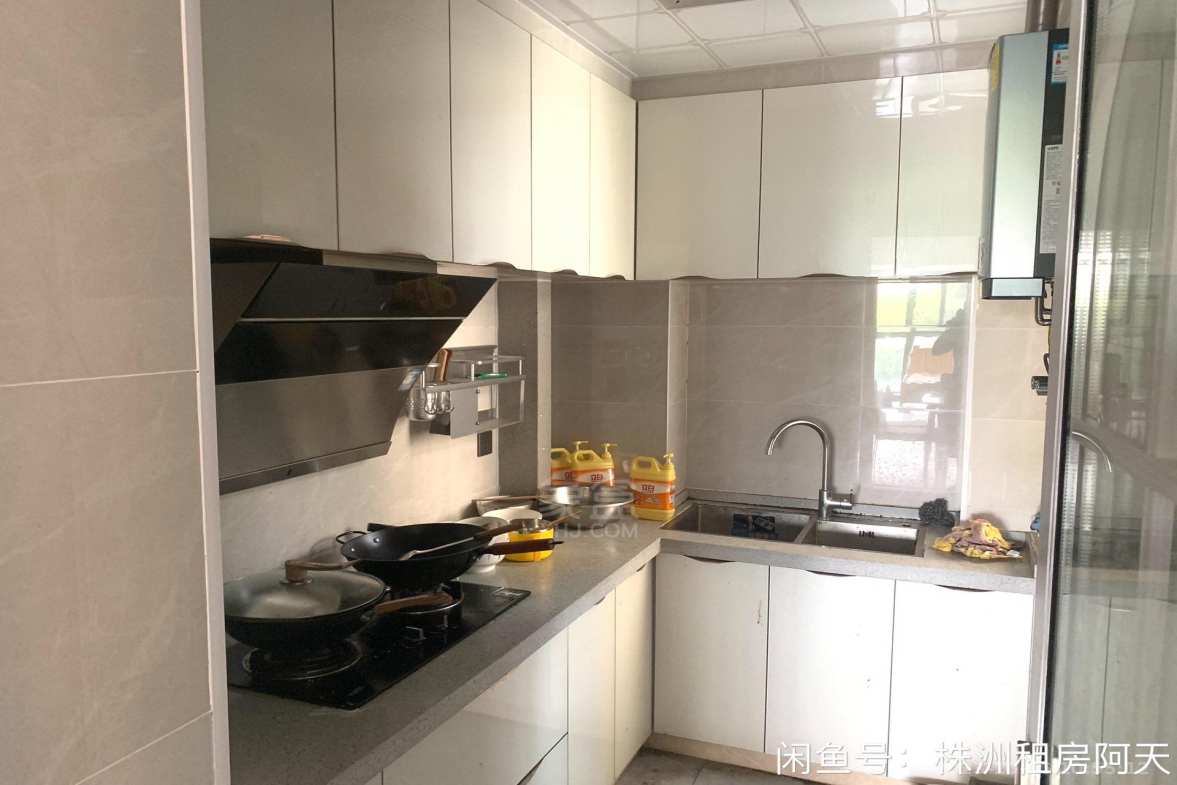 时代新城（翰林府）  3室2厅1卫    1500.0元/月室内图