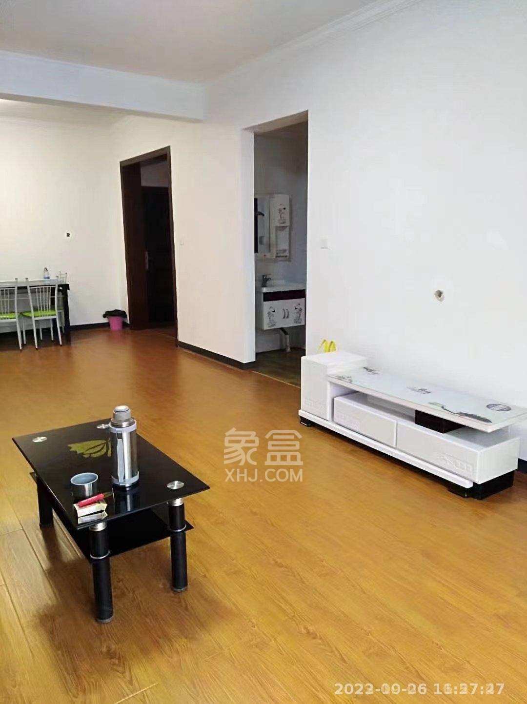 九八缔景城  3室2厅2卫    2000.0元/月室内图