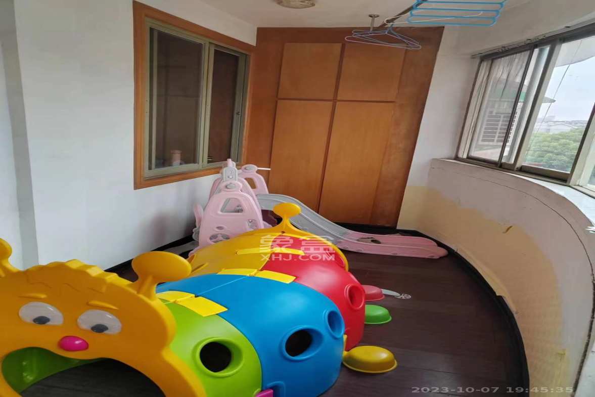 禾花园  4室2厅1卫   53.80万室内图