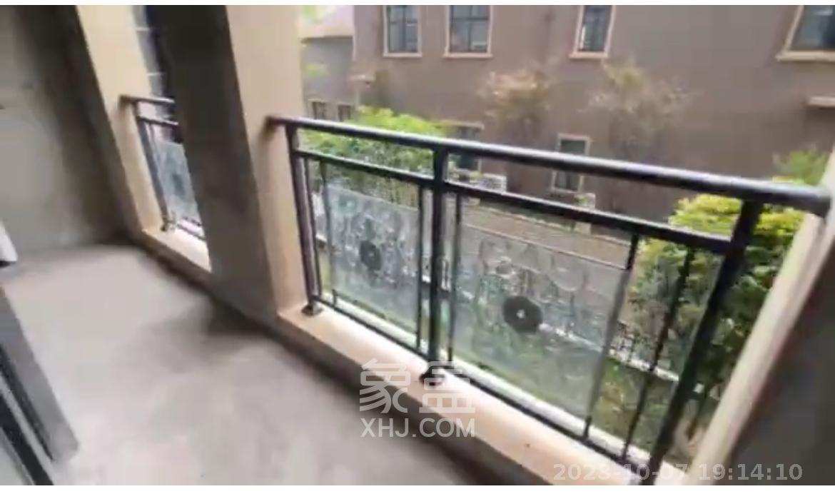 东方名苑臻锦园  6室2厅3卫   121.00万室内图