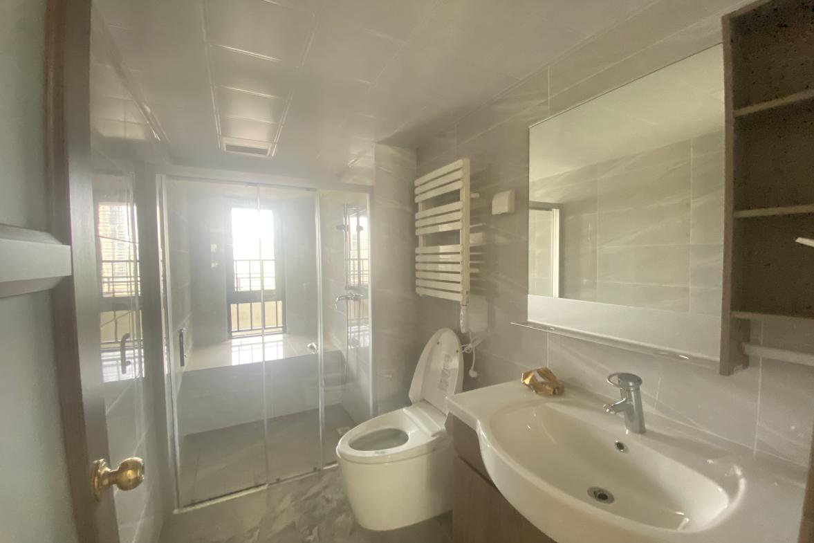 碧桂园翘楚棠  3室2厅2卫    2000.0元/月室内图