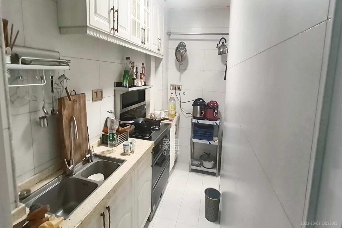翰林居  3室2厅1卫   55.00万客厅