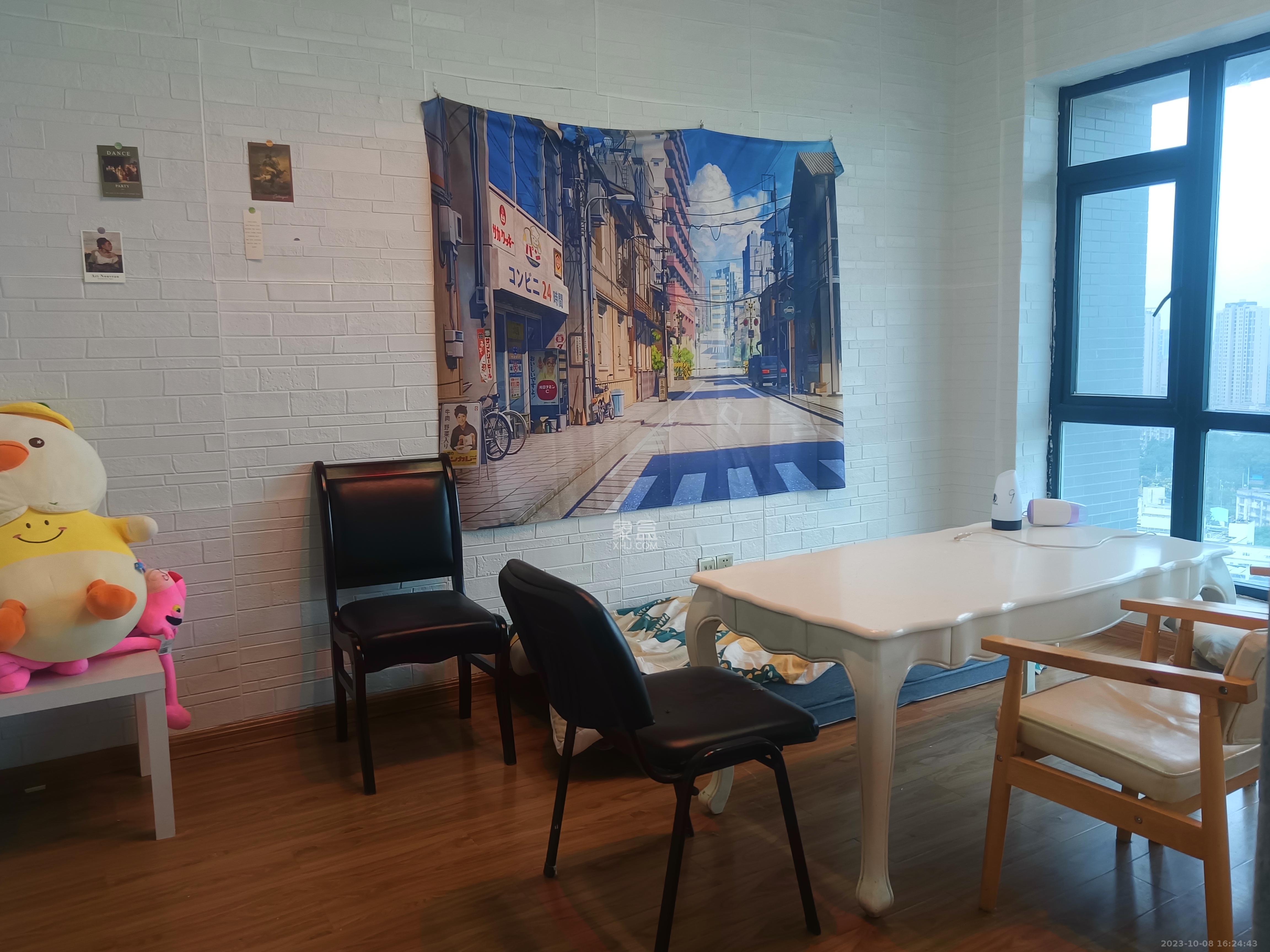 华翼府   189.0㎡      5500.0元/月室内图