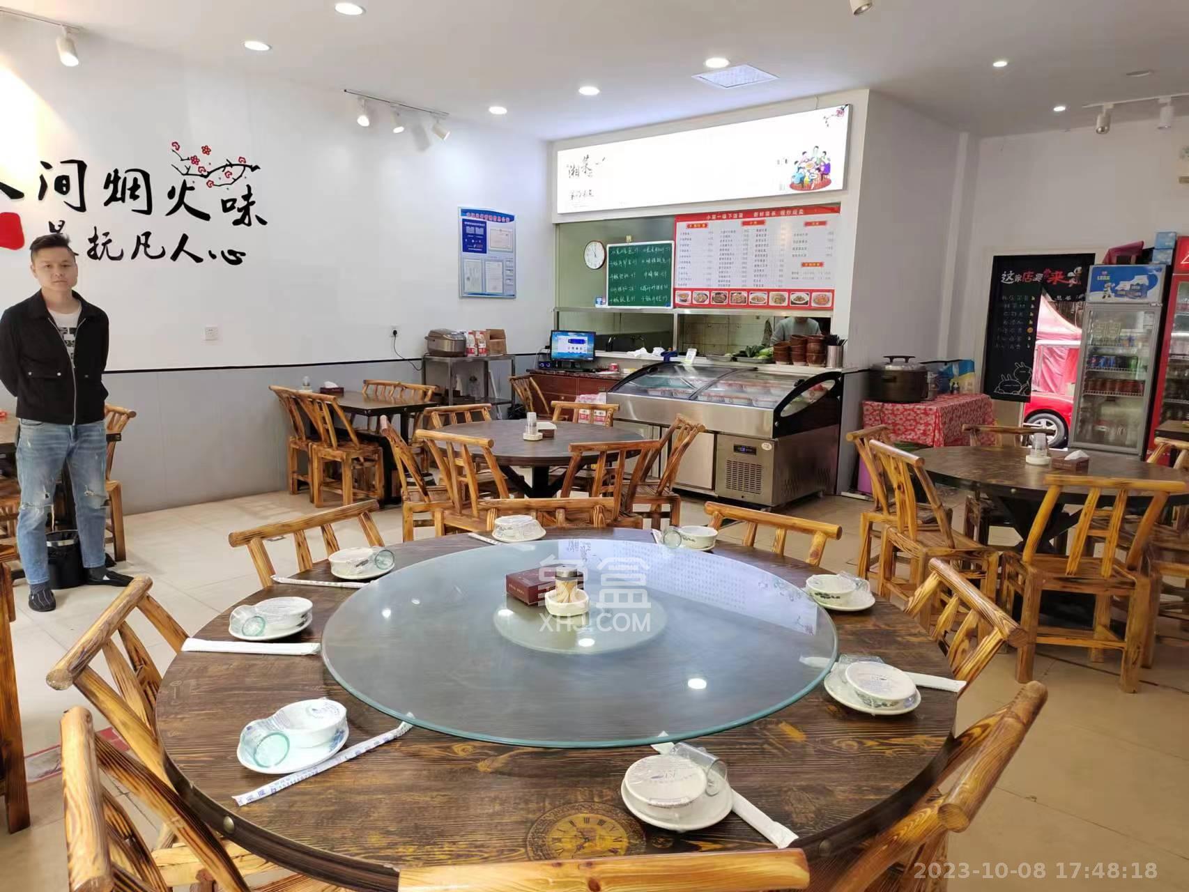 灰埠小区（灰埠社区）   100.0㎡      9000.0元/月室内图