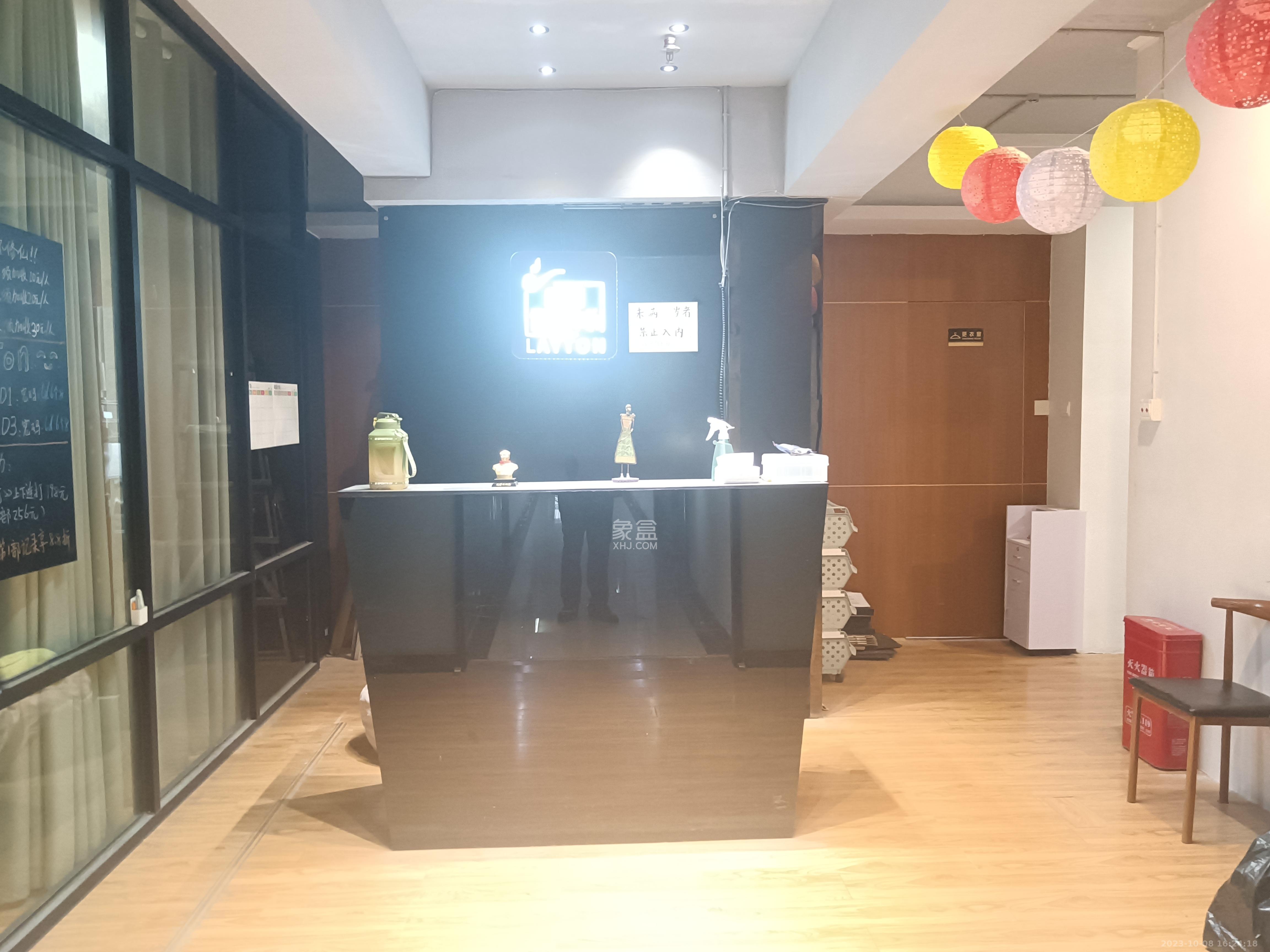 华翼府   189.0㎡      5500.0元/月