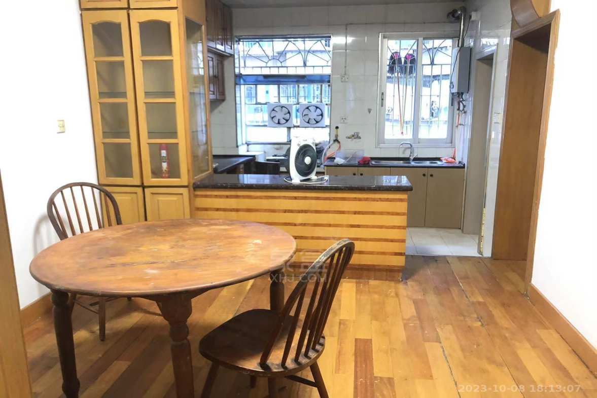 东方花园 4室2厅1卫 1800.0元/月 东方花园 4室2厅1卫 1800.0元/月户型图