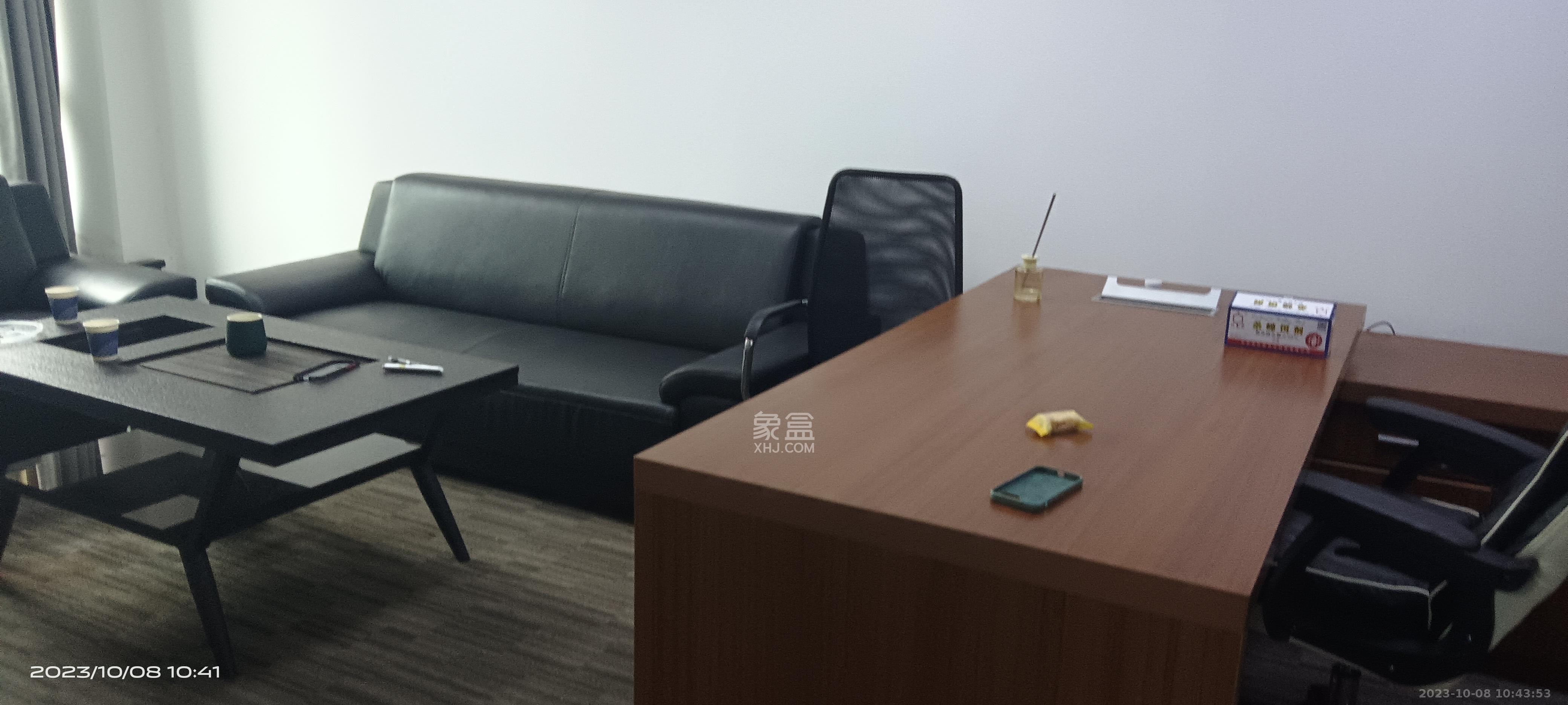 顺天国际财富中心   182.6㎡      4500.0元/月室内图