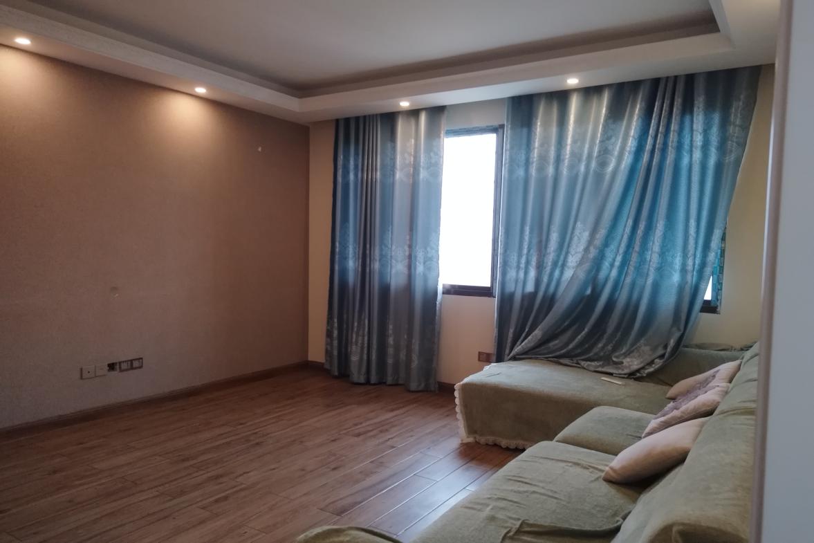 钢都花园  0室0厅0卫    1800.0元/月室内图