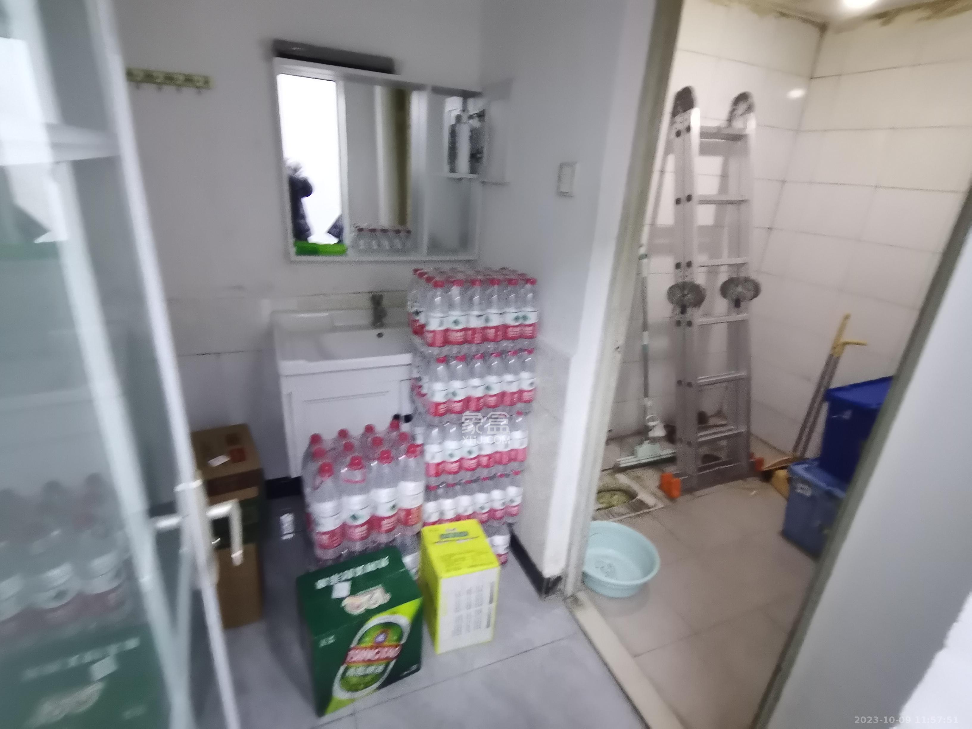 万科金域华府一期   52.0㎡      19999.0元/月室内图