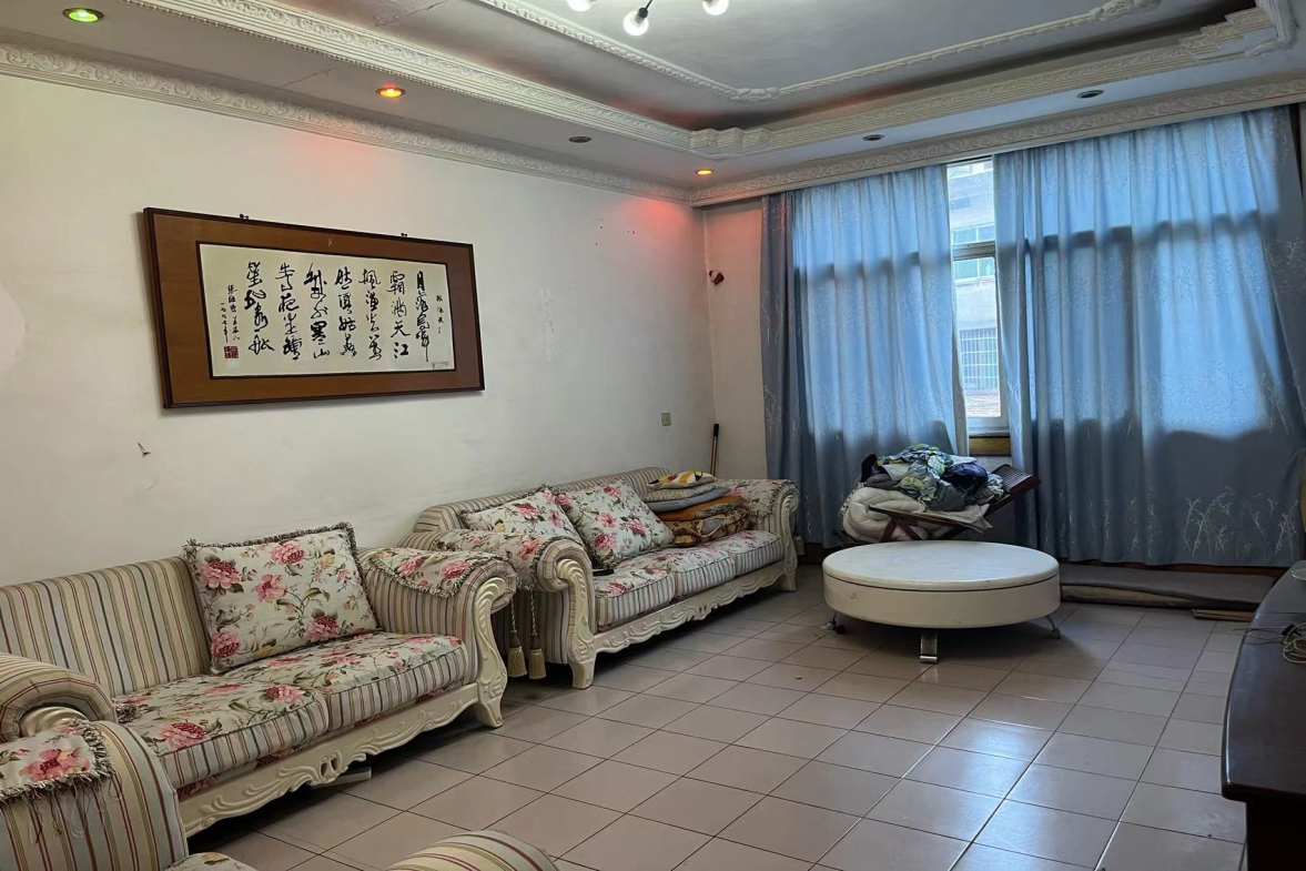 滨湖柴油机厂家属楼  3室2厅1卫   800.00元/月室内图
