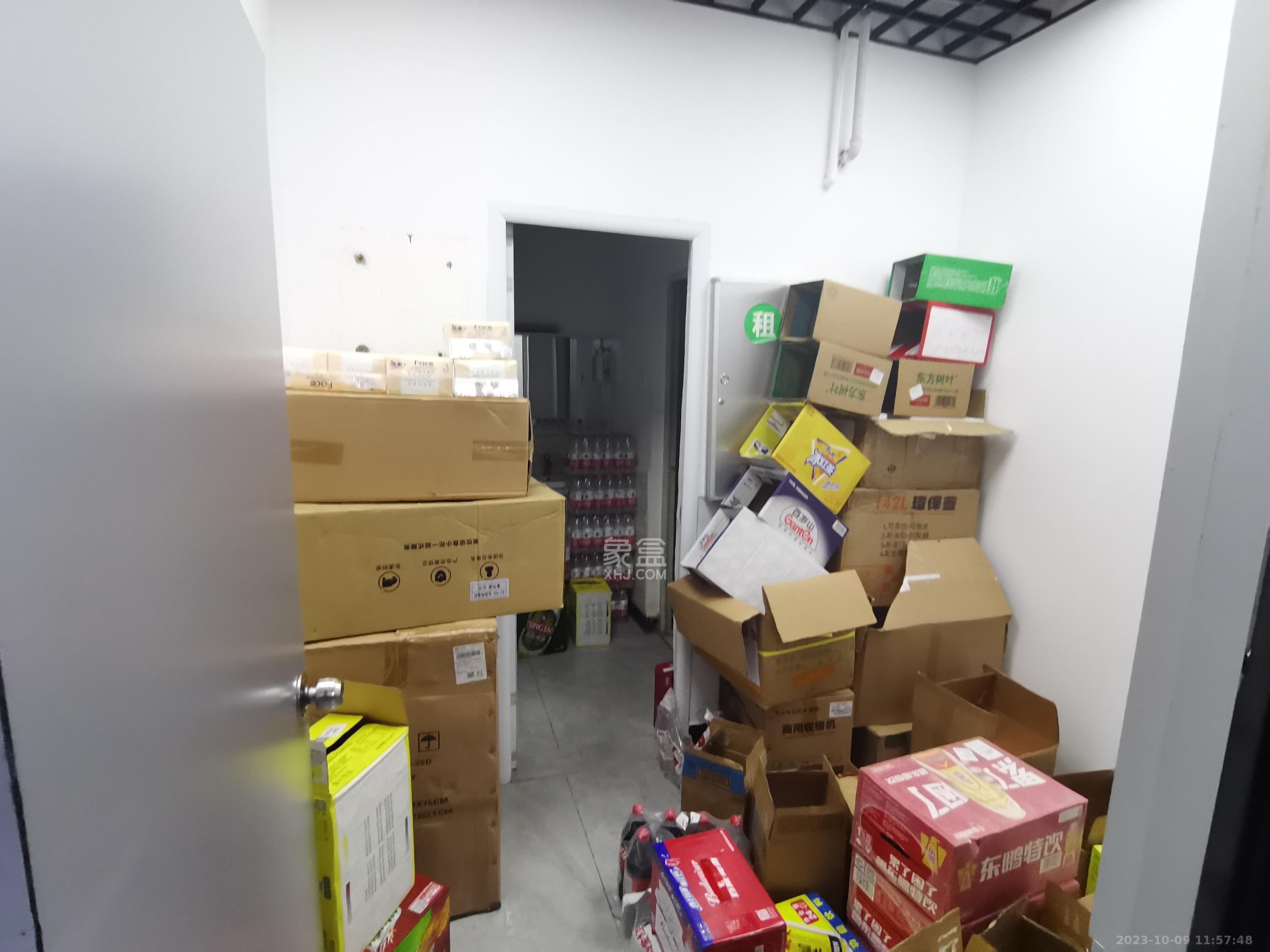 万科金域华府一期   52.0㎡      19999.0元/月室内图