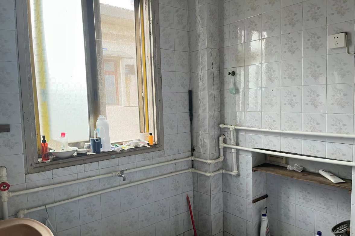 滨湖柴油机厂家属楼  3室2厅1卫   800.00元/月室内图