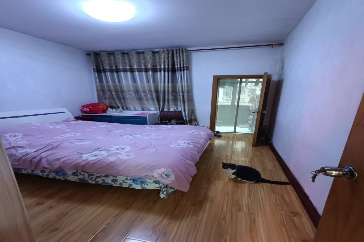 市煤炭局家属楼 2室1厅1卫 32.0万 市煤炭局家属楼 2室1厅1卫 32.0万客厅