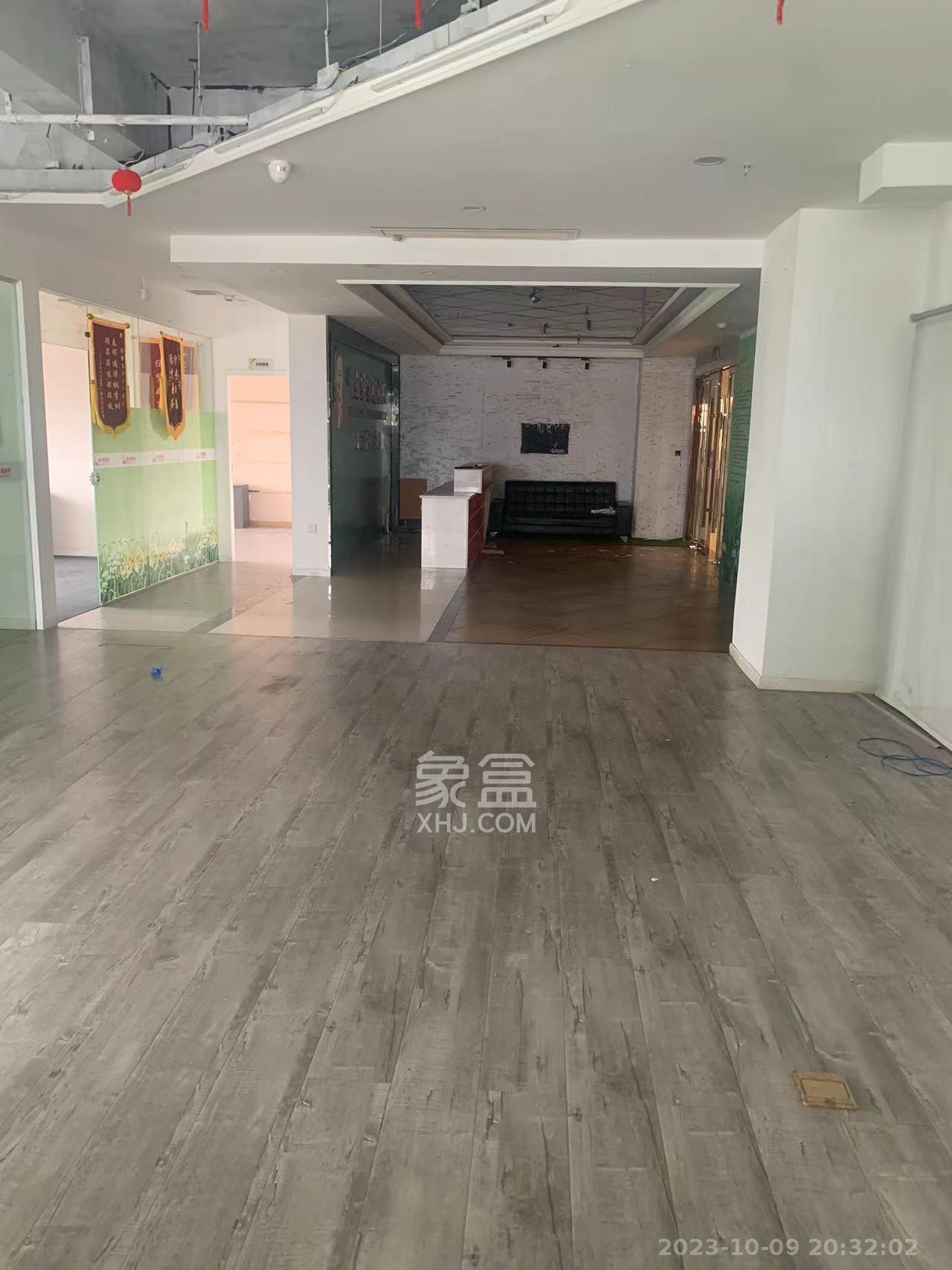 奥克斯广场   338.0㎡     22000.00元/月室内图