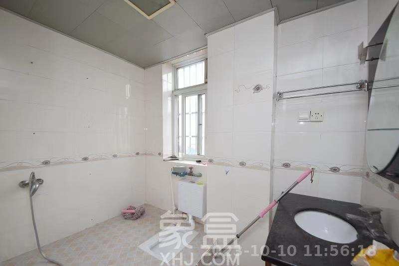 怡景民居  4室1厅1卫   2100.00元/月室内图