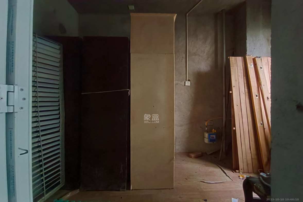 含浦家苑  4室1厅2卫    1600.0元/月室内图