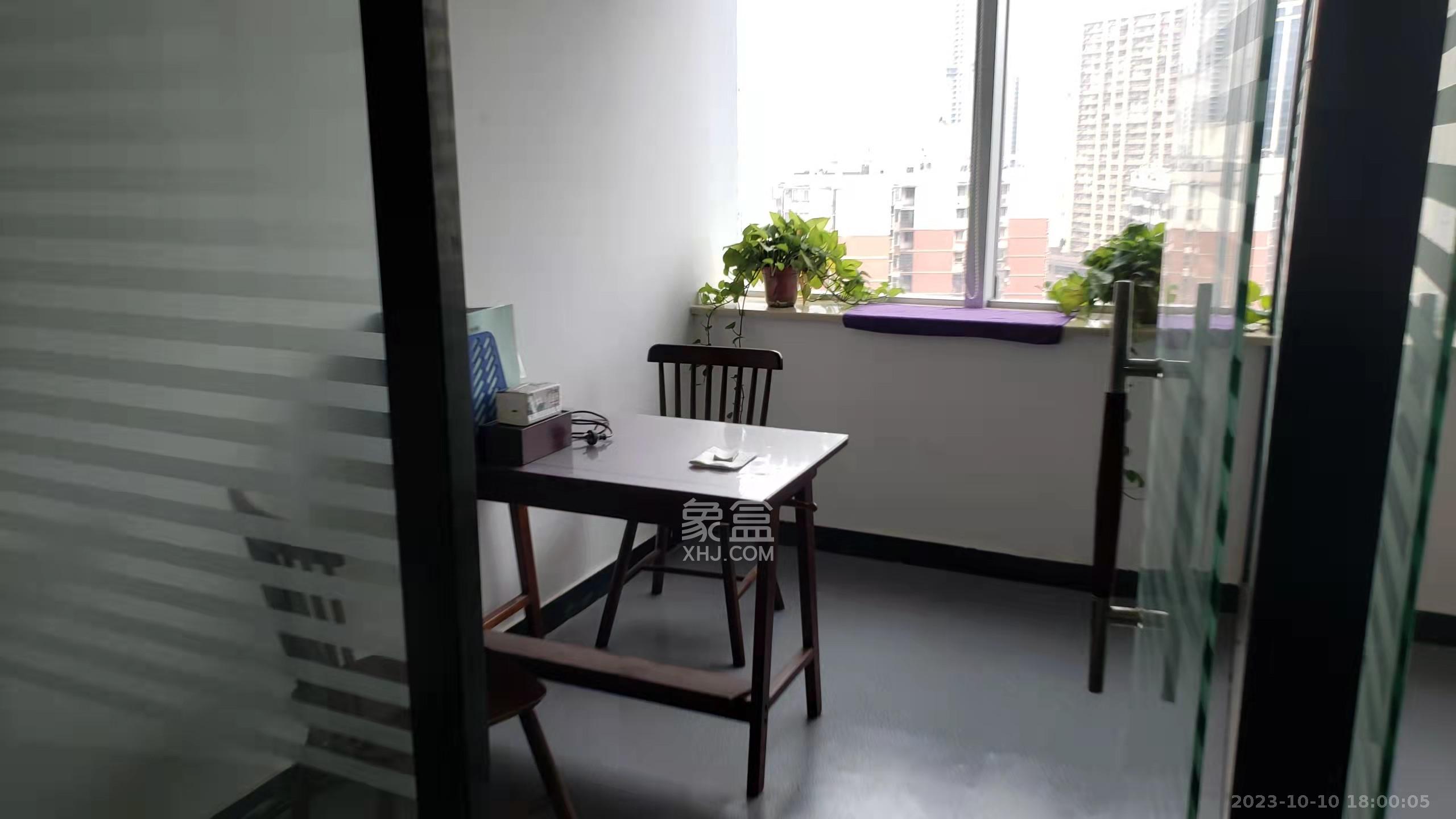 兴旺双铁城   100.0㎡     6500.00元/月室内图