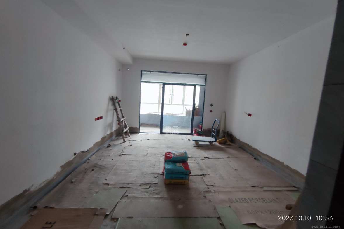 中建嘉和城  0室0厅0卫    1700.0元/月 中建嘉和城  0室0厅0卫    1700.0元/月室内图1