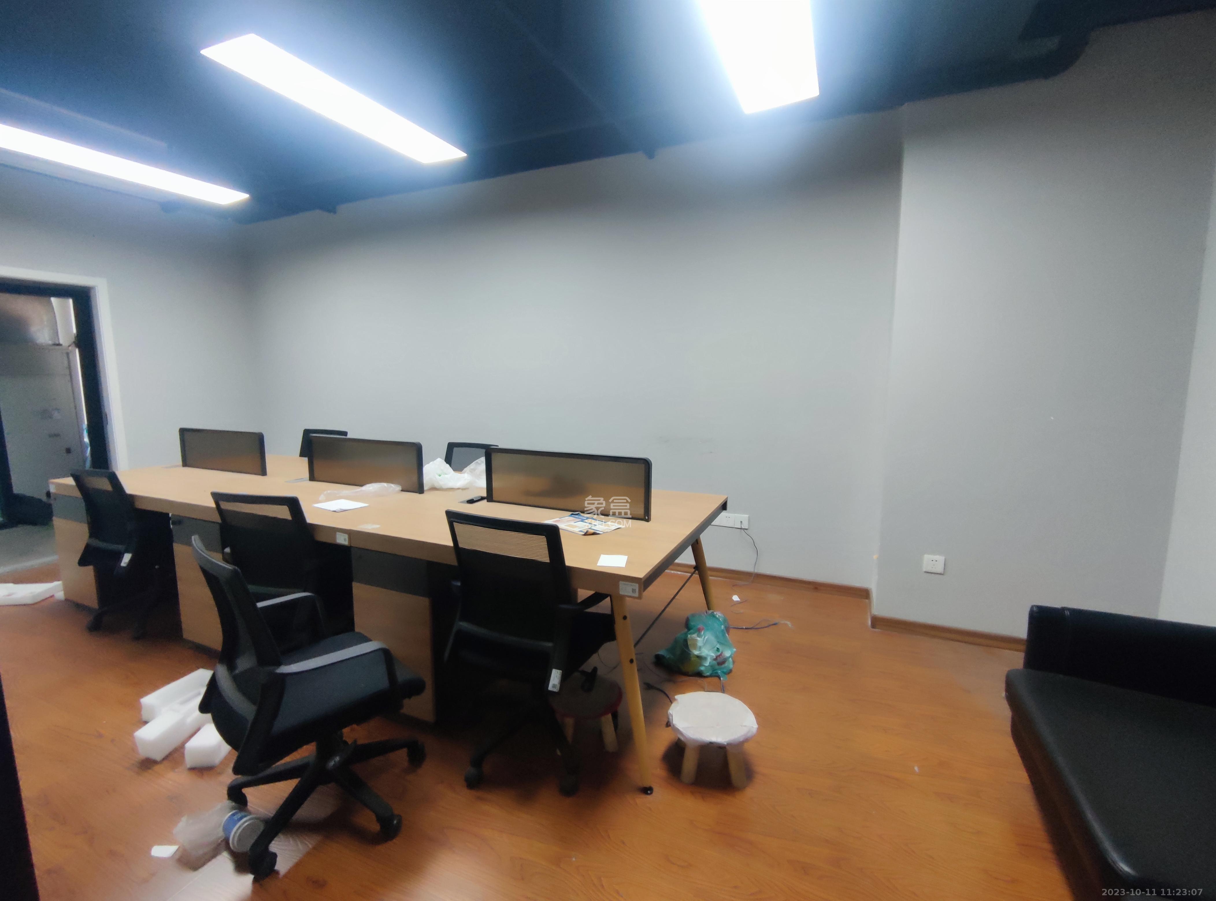 新长海广场   270.0㎡      12000.0元/月室内图