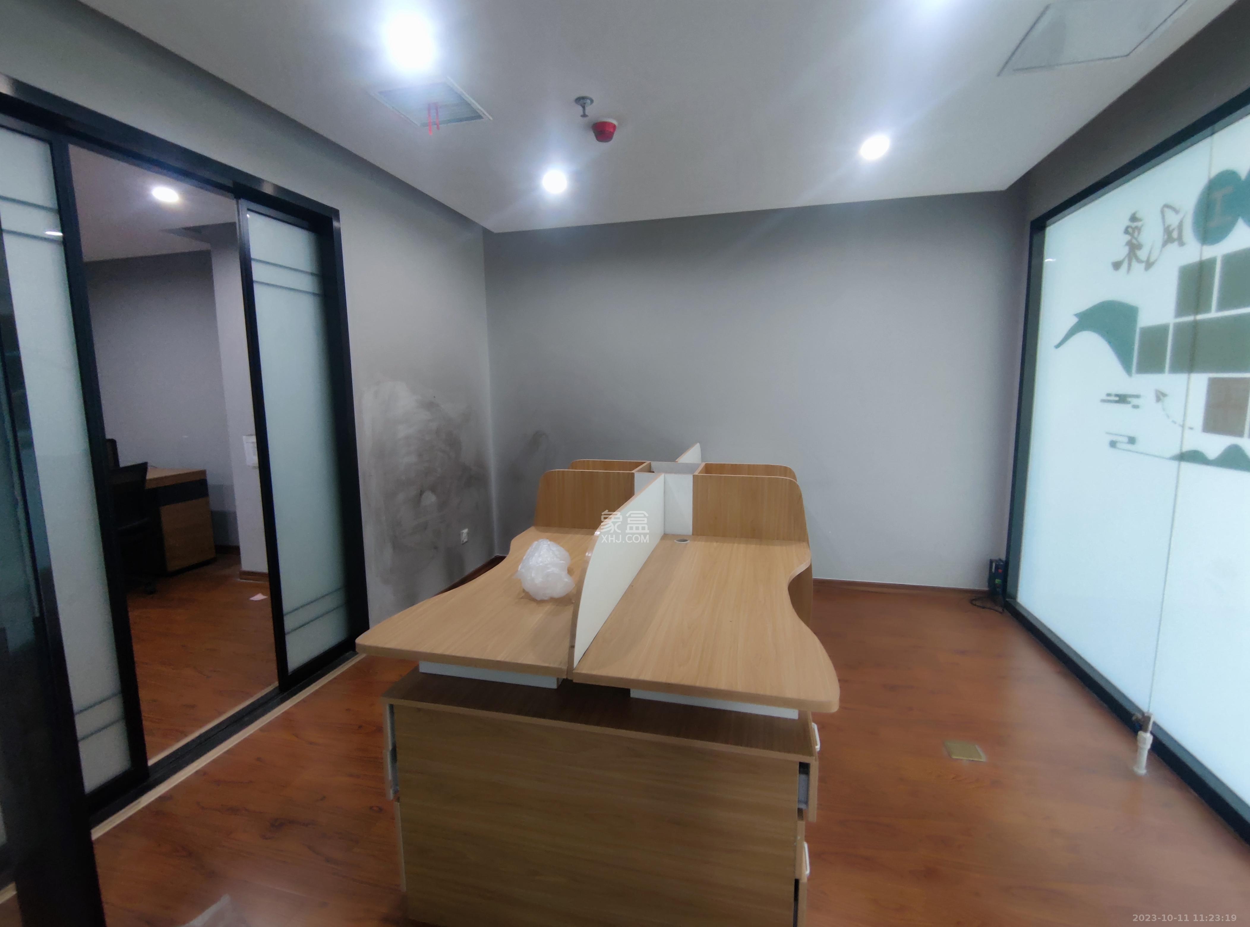 新长海广场   270.0㎡      12000.0元/月室内图