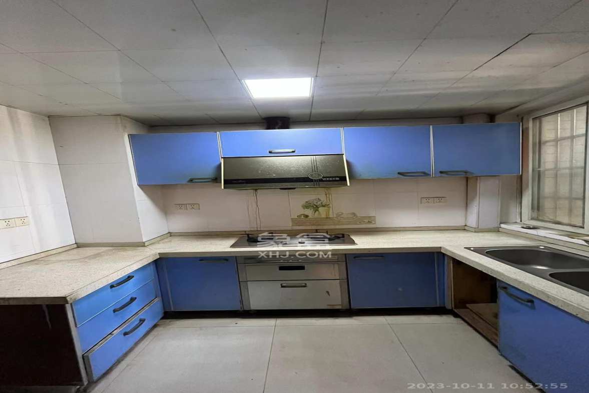 洪山家园 3室2厅2卫 1800.0元/月 洪山家园 3室2厅2卫 1800.0元/月室内图