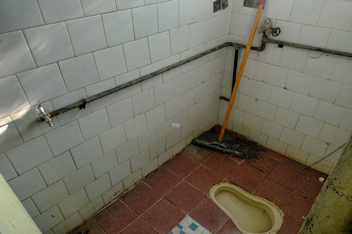 百纺大院宿舍  2室1厅1卫    1200.0元/月室内图