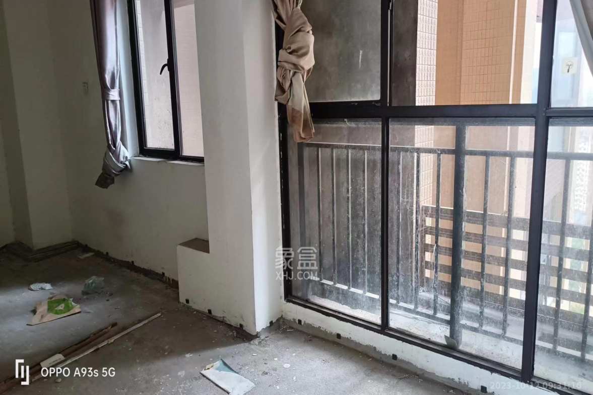 南城印象  4室2厅2卫    1600.0元/月室内图