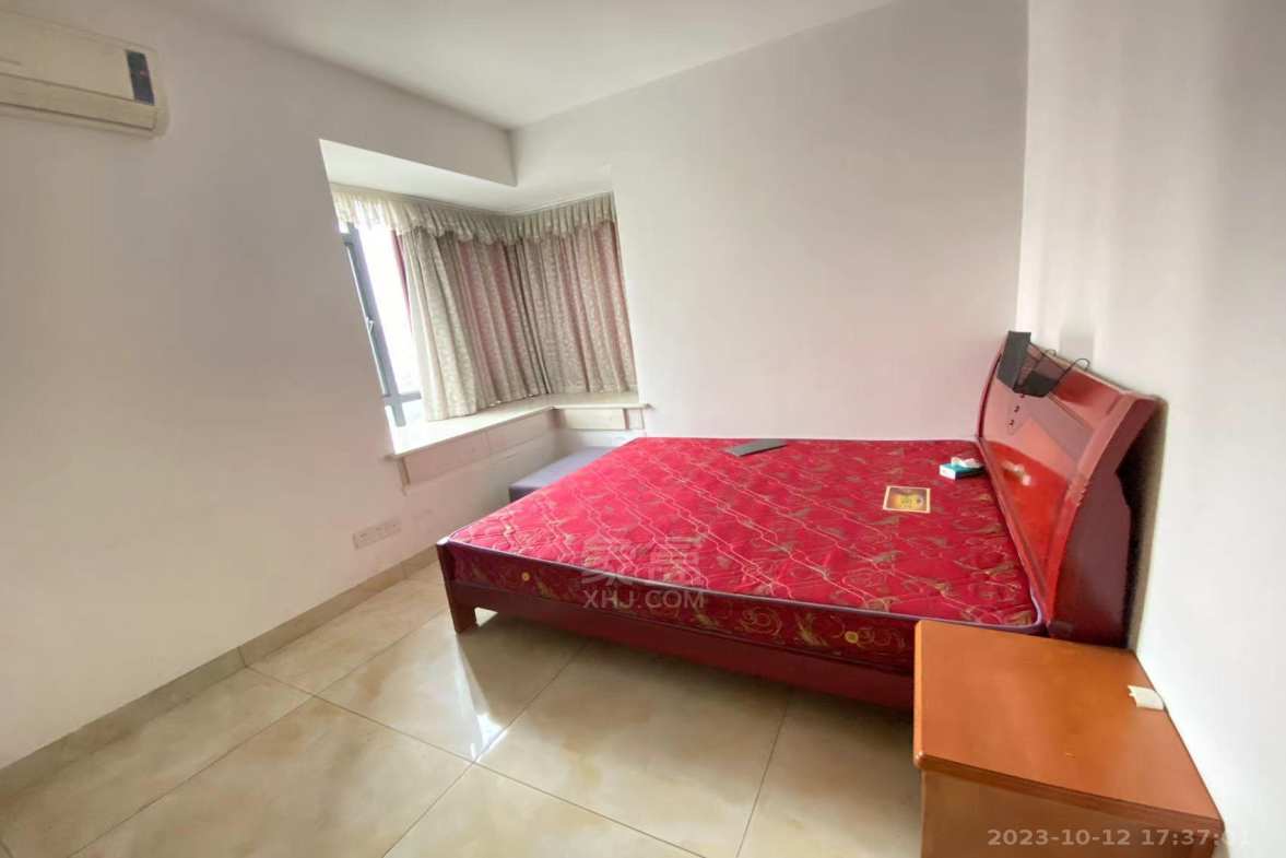 华晨御园 2室2厅1卫 1600.0元/月 华晨御园 2室2厅1卫 1600.0元/月室内图