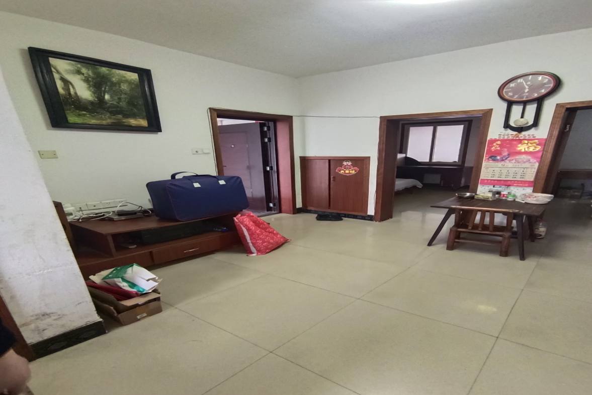 华达机械厂 3室1厅2卫 600.0元/月 华达机械厂 3室1厅2卫 600.0元/月室内图